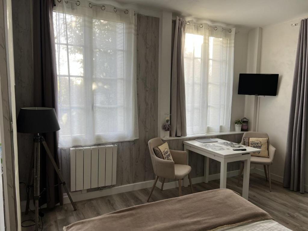 Gites Et Chambres Des Coteaux 생 모르 드 투렌 외부 사진
