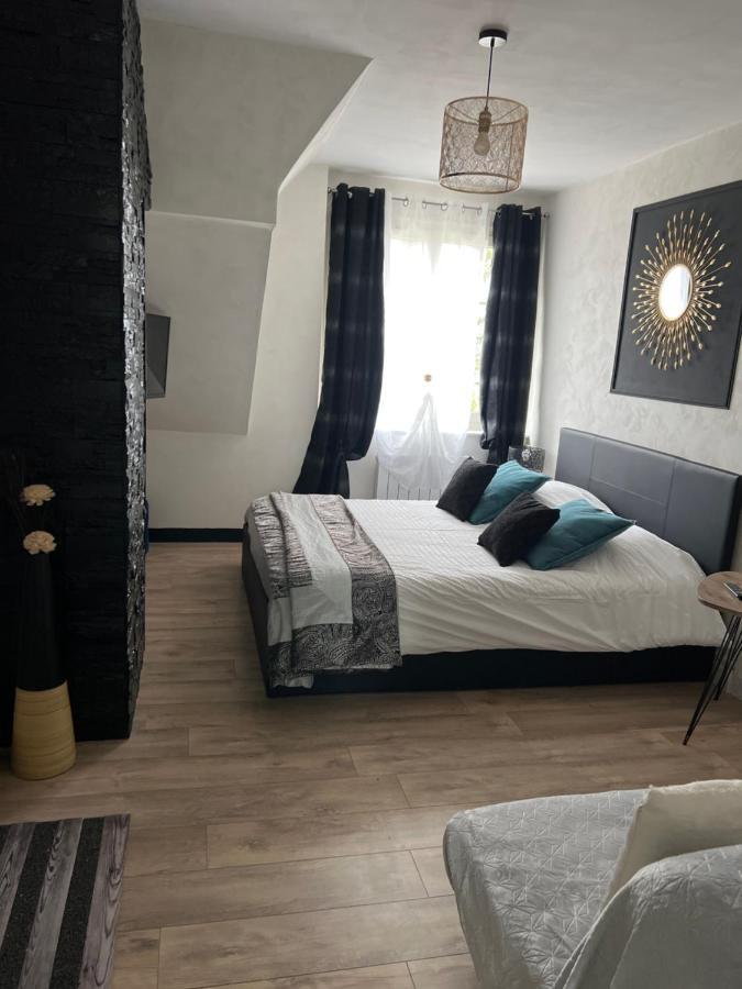 Gites Et Chambres Des Coteaux 생 모르 드 투렌 외부 사진